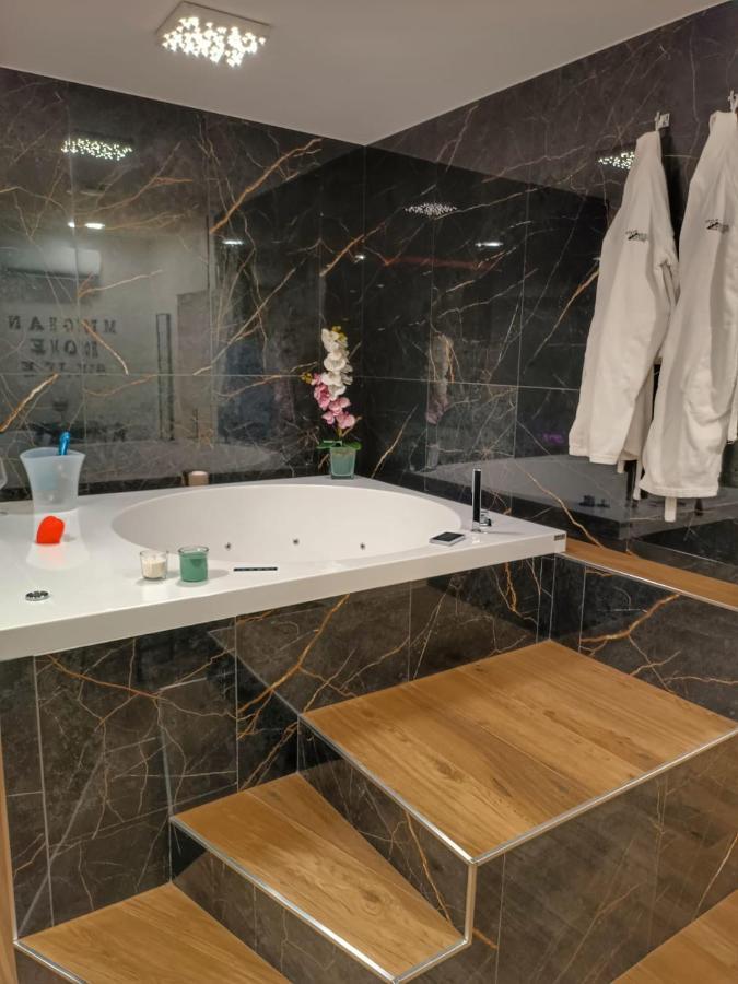 Suite Meghan Home Катанія Екстер'єр фото