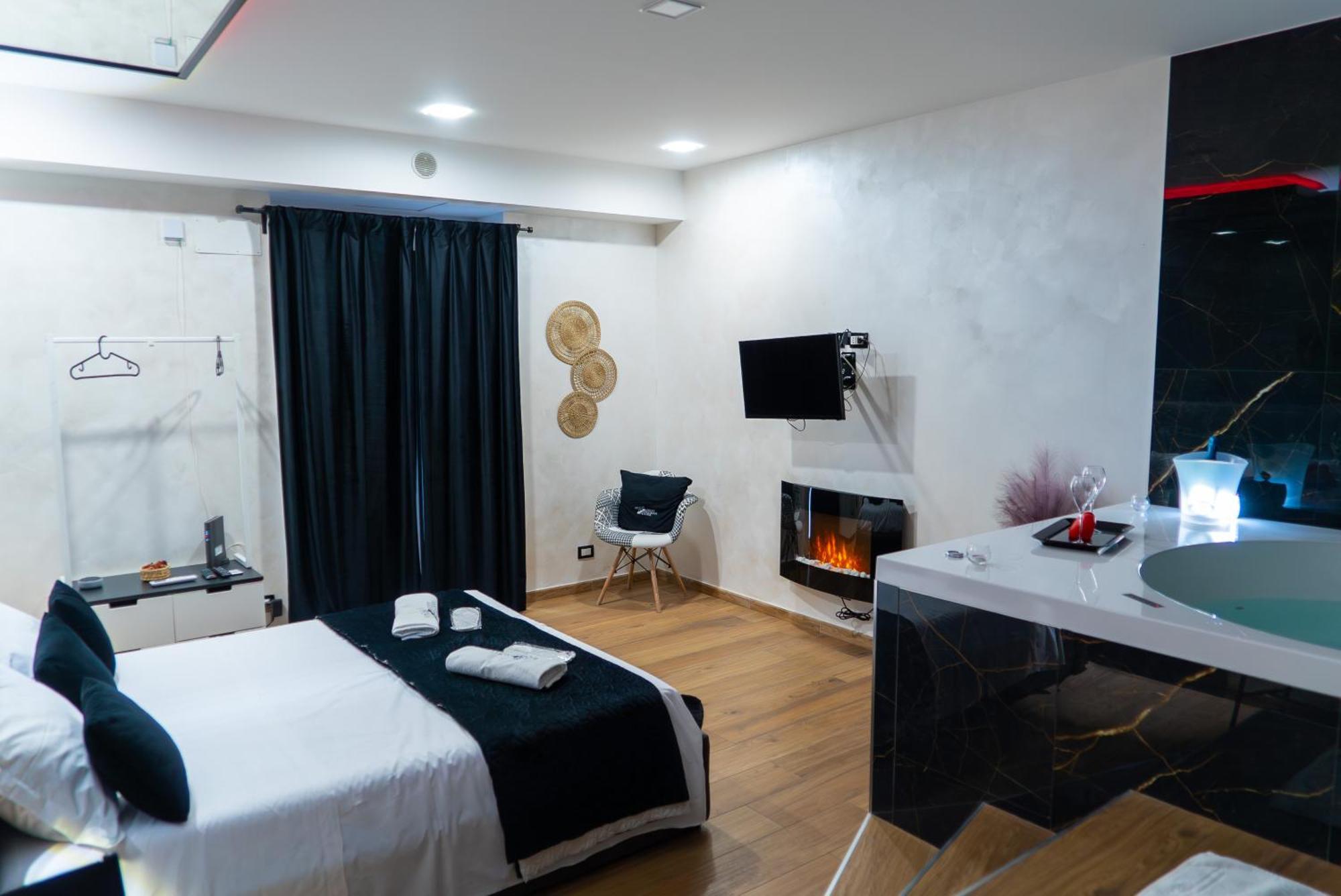 Suite Meghan Home Катанія Номер фото