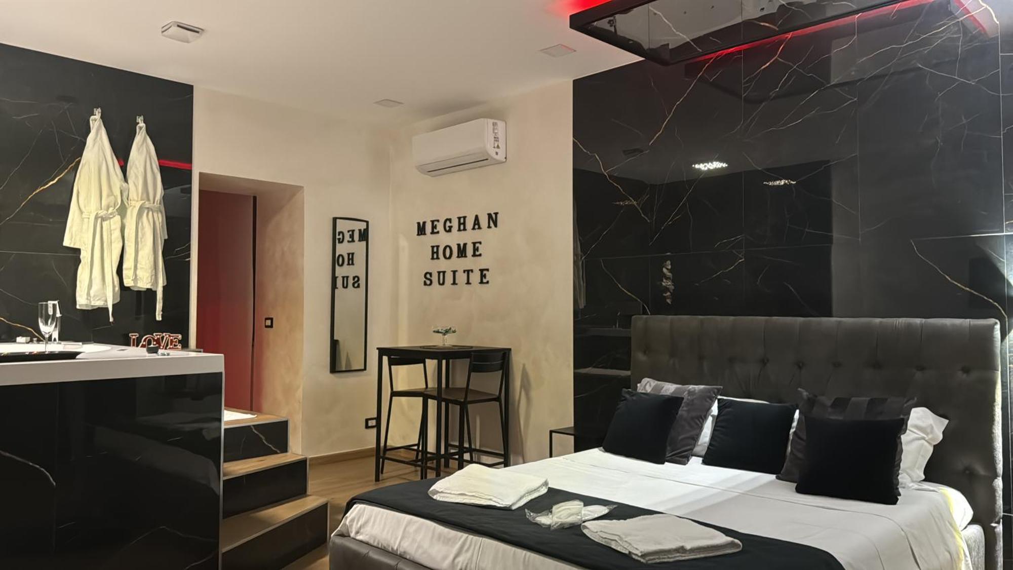 Suite Meghan Home Катанія Екстер'єр фото